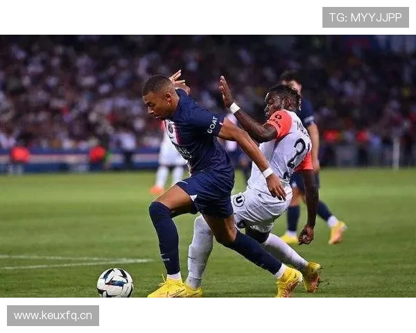 内马尔与姆巴佩进攻触点偏移及单点驱动差异