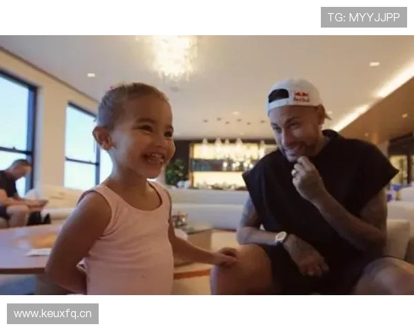 内马尔家的狗都比我家孩子穿得贵